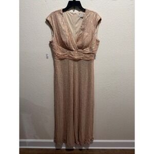 Xubol Dress with Sequins Peach XL